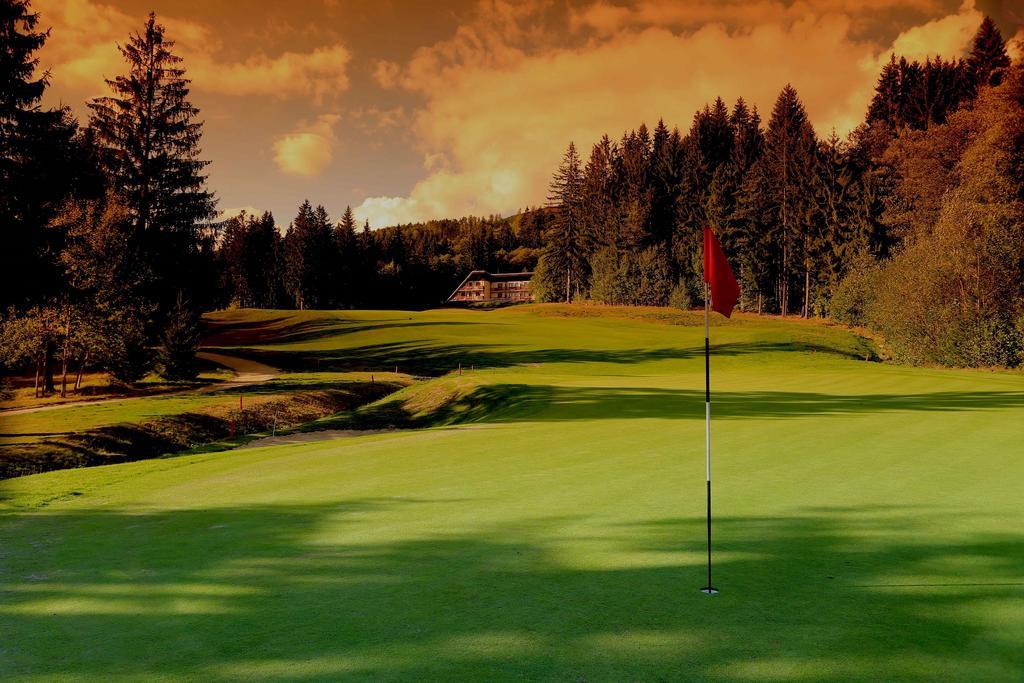 Dependence Hotela Stupka - Golf タレ エクステリア 写真
